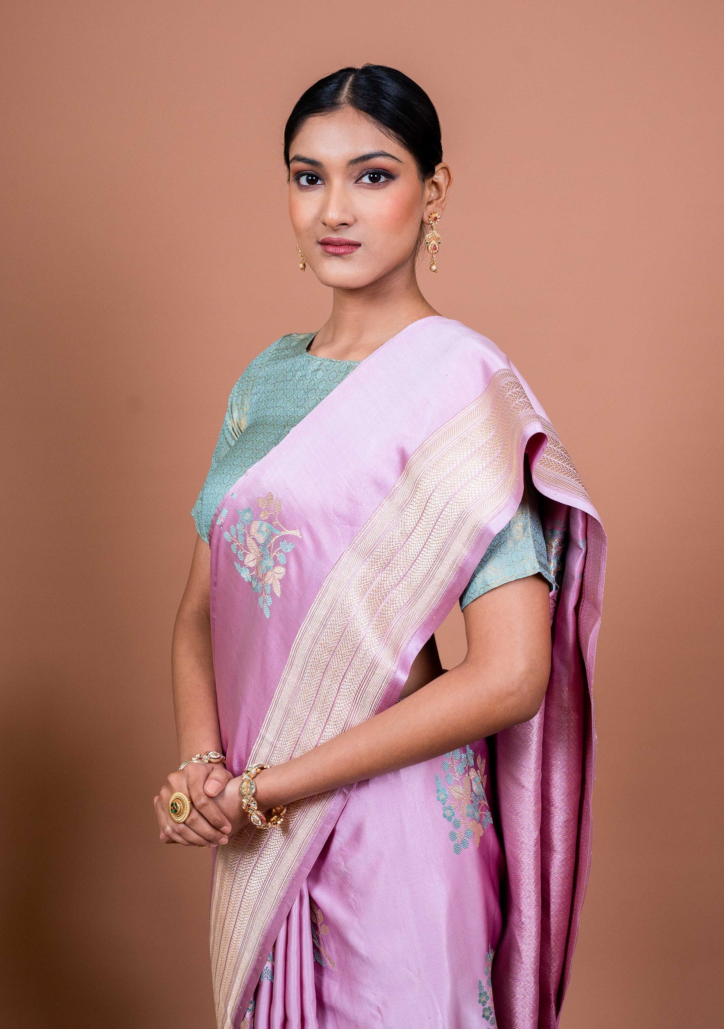 Goraiyya Handwoven Banaras Saree