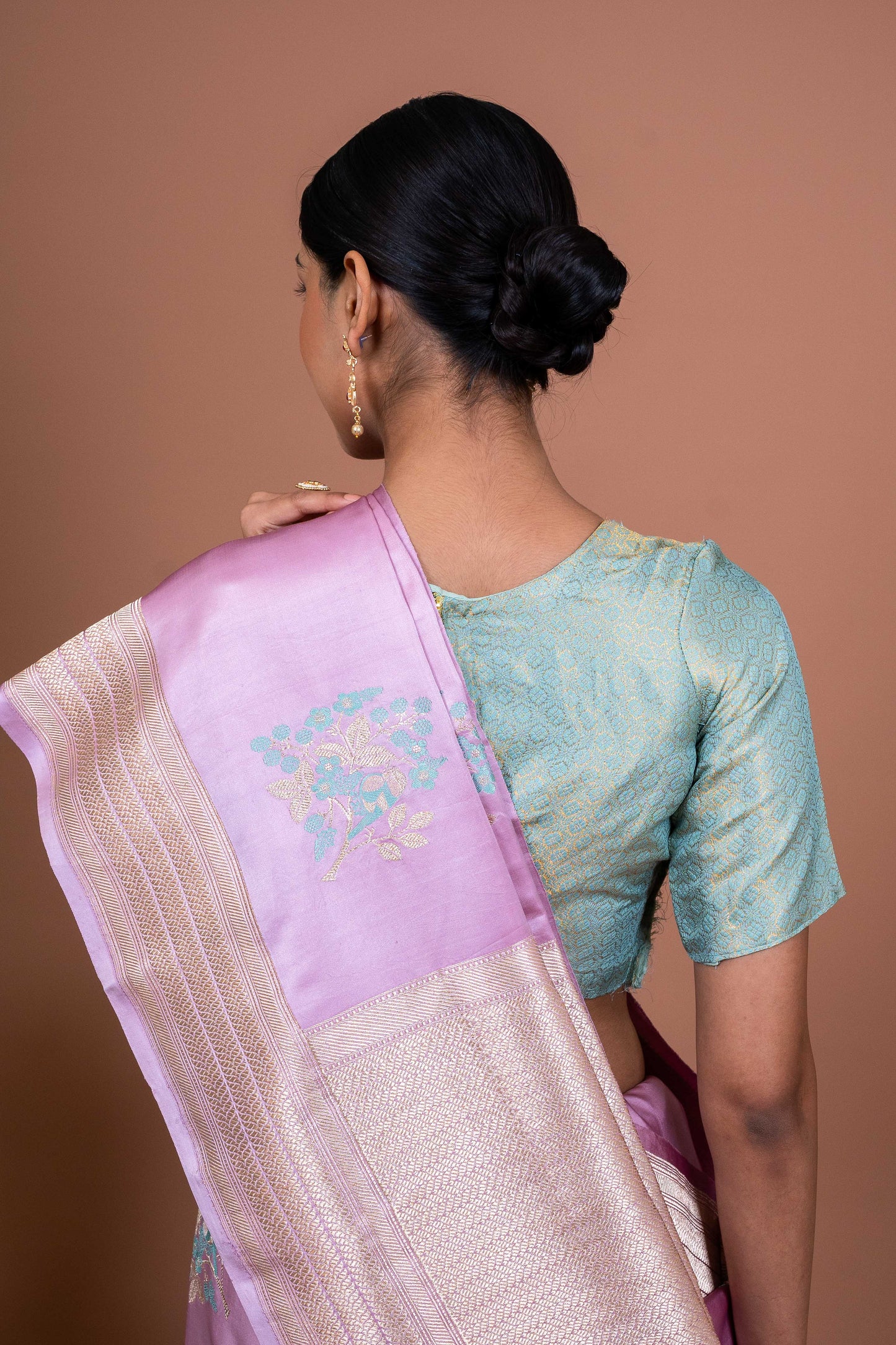 Goraiyya Handwoven Banaras Saree