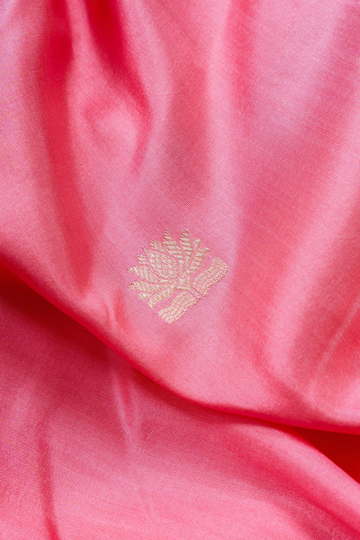 Pichhwai border Handwoven Banaras Saree