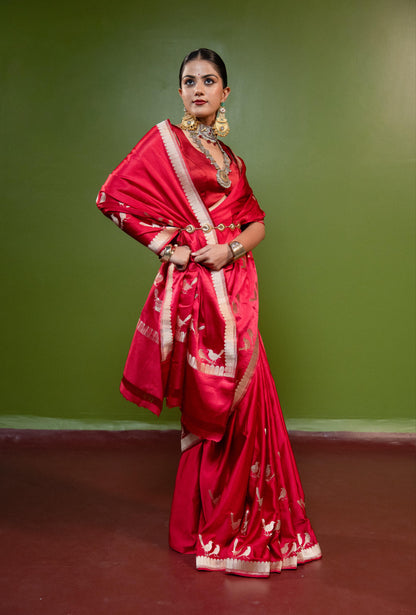 Goraiyya: A song of warmth and belonging. Banarasi Handwoven Saari