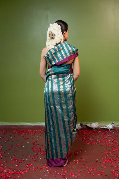 Lepakshi: Where devotion meets design. Banarasi Handwoven Saari