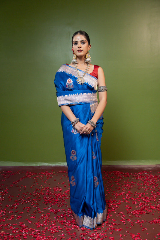 Kumudini: Grace that blooms in stillness. Banarasi Handwoven Saari