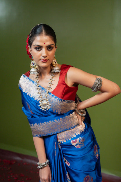 Kumudini: Grace that blooms in stillness. Banarasi Handwoven Saari