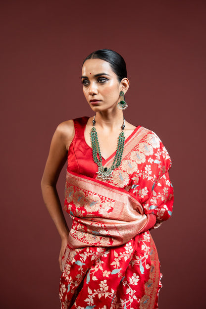 Sona: A celebration woven in gold.