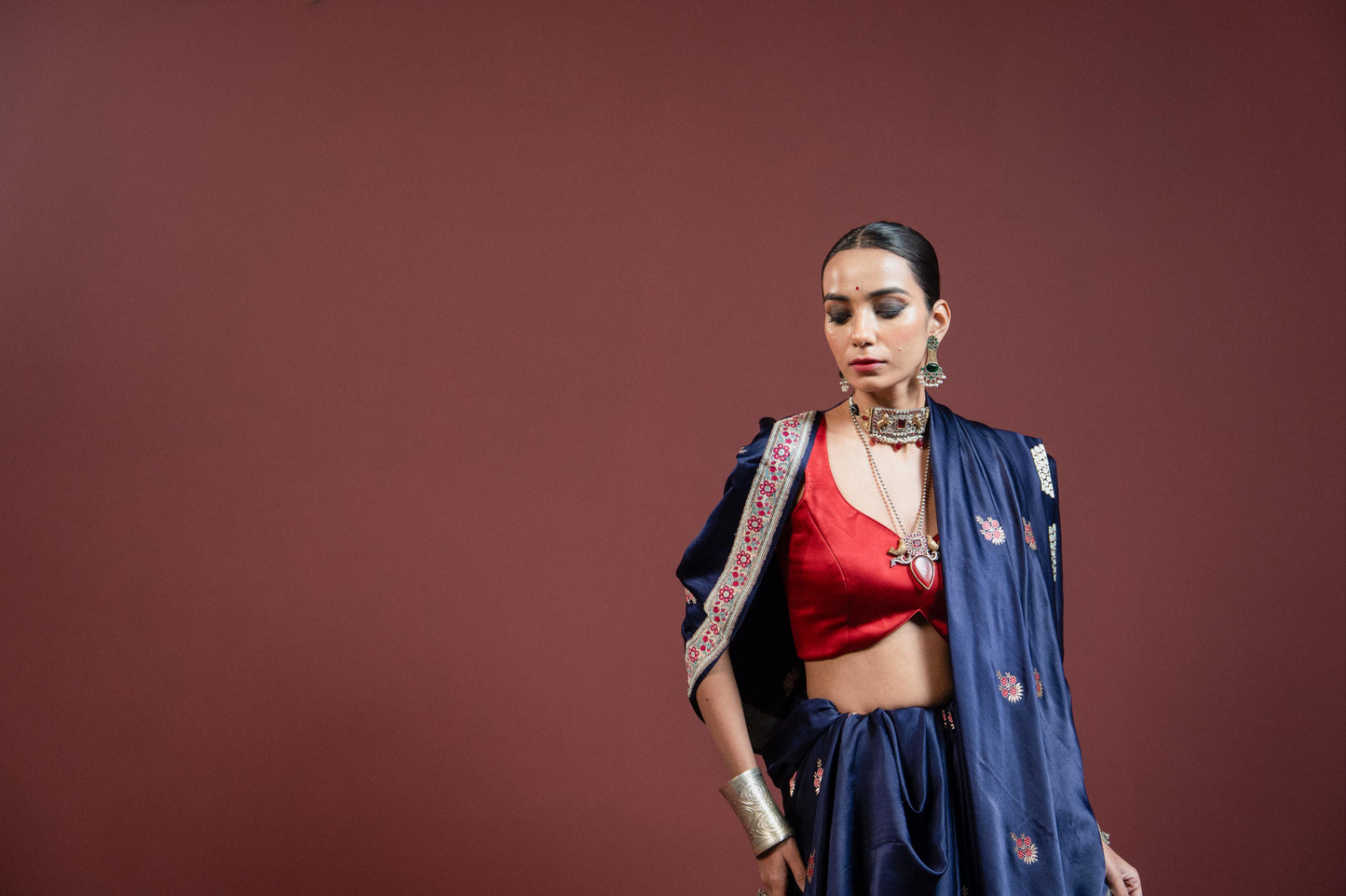 Ambuj: Deep Navy Blue Banarasi Handwoven Saree