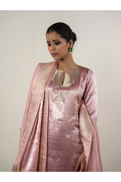 Titli – Vibrant Pink Ethnic Suit for Women